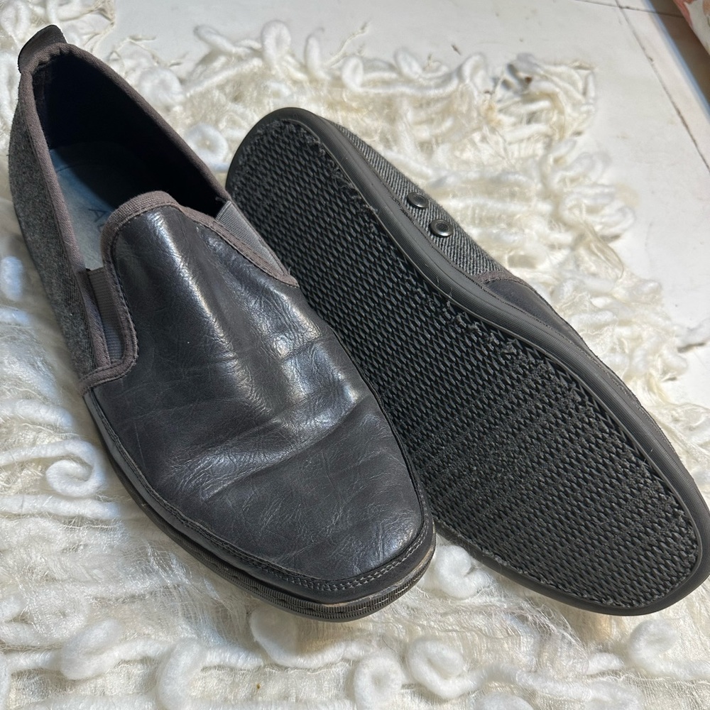 Aldo men’s dress shoes size 11. Grey shoes. Bin5